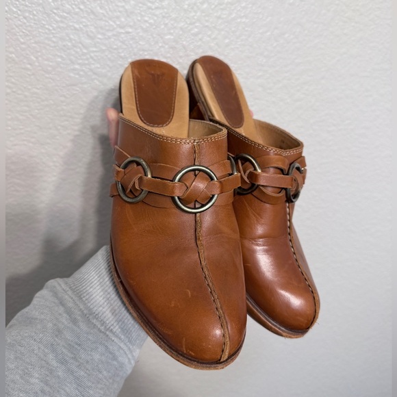 Frye Cheryl Triple Ring Boho Western Clog Mules in Brown Leather - Women’s 8 - Picture 2 of 10
